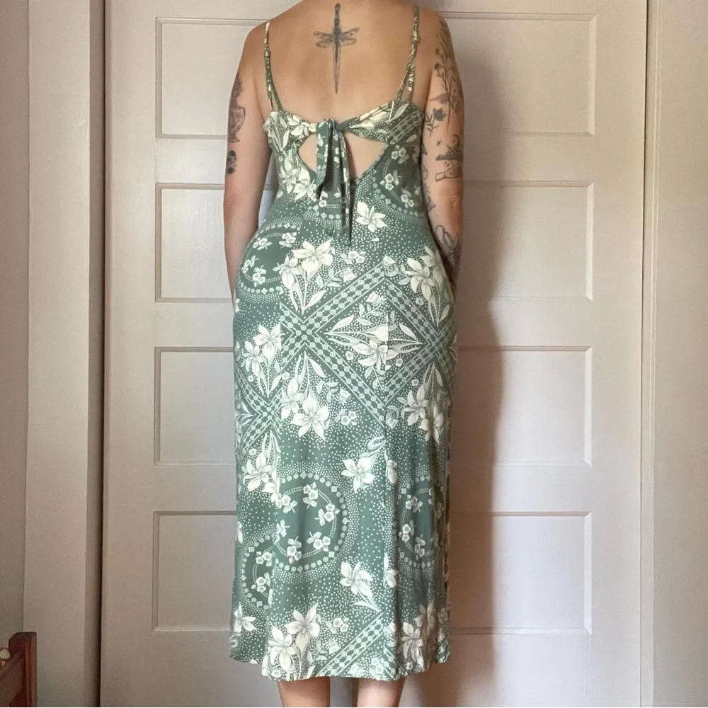 UO Arna Midi Dress Size Large - Picture 5 of 6